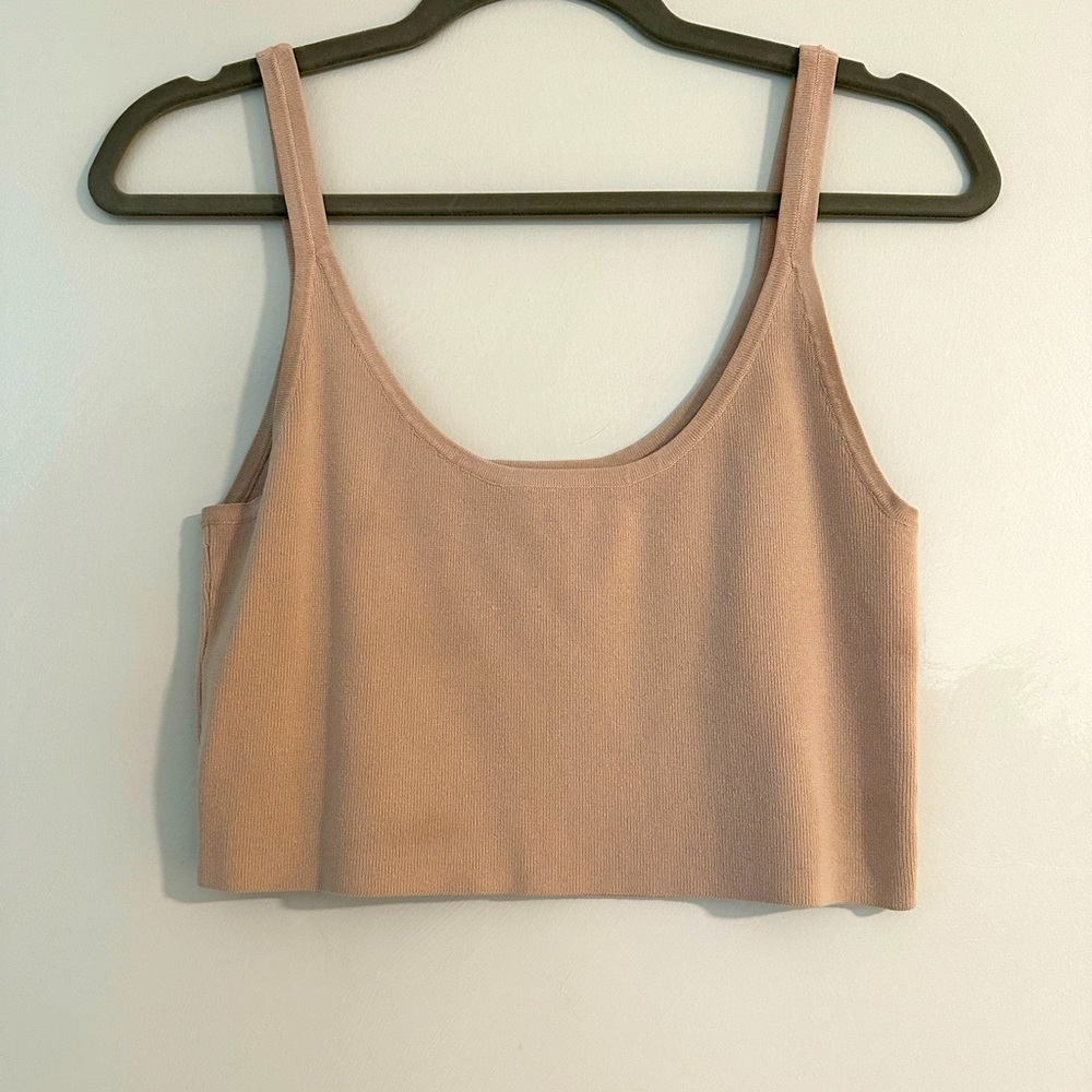 Leith | Crop Tank Top 🤍